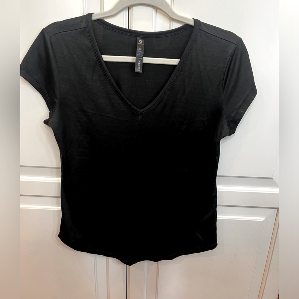 90 Degree Black V-Neck Workout T-shirt
